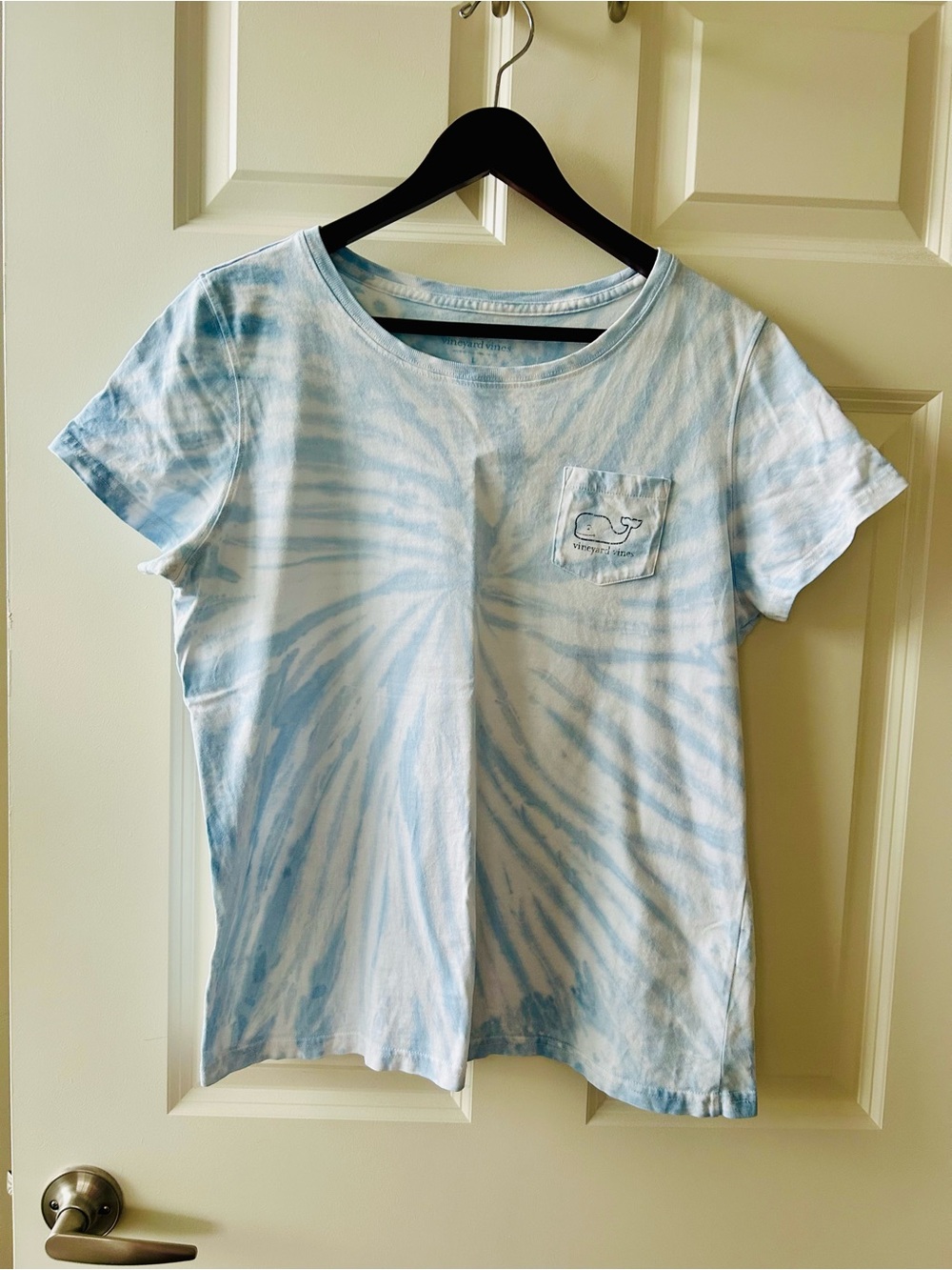 Vineyard Vines Large Light Blue Tie-Dye Crewneck Tee